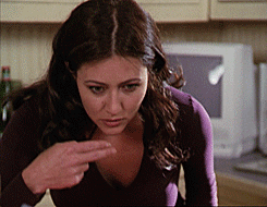 tumblr_lxsty68EKO1r9g6sno1_250